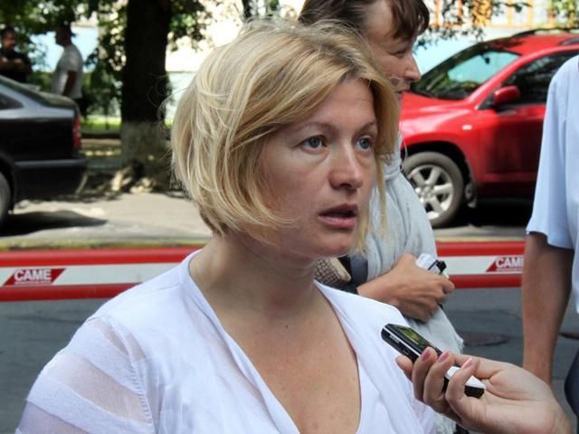 Террористы удерживают в плену около 150 граждан Украины, — Геращенко Террористы удерживают в плену около 150 граждан Украины, — Геращенко