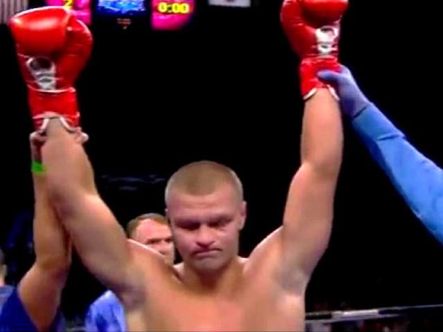 Спортивний огляд: Воронін думає завершити кар’єру, Глазков боксуватиме з Дерріком Россі
