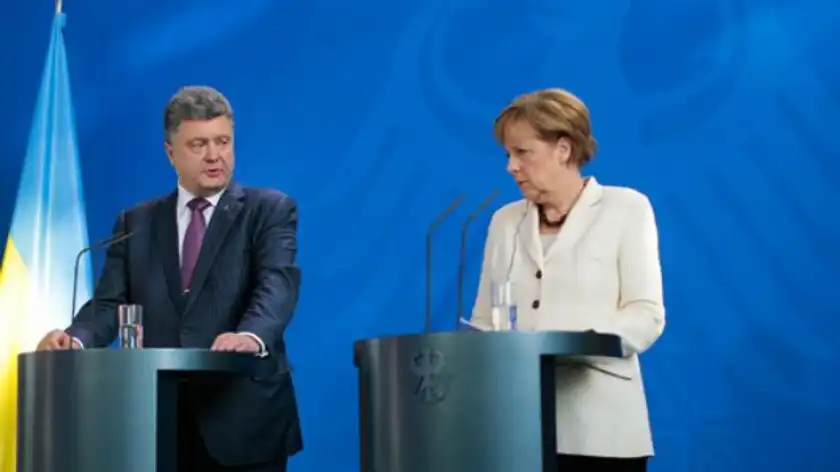 Порошенко поїде до Бразилії, де Путін і Меркель обговорять ситуацію в Україні 