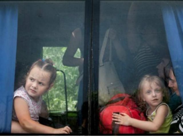 МЗС України закликає Росію не допустити вивезення дітей-сиріт в РФ