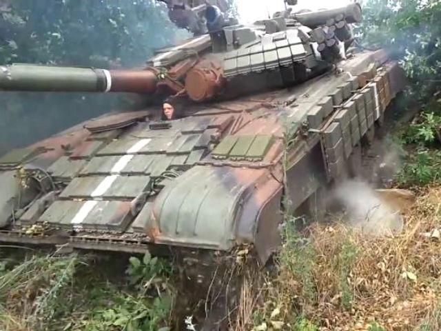 Хроніка тижня: Слов’янськ оговтується від терористів, поховали Митрополита, кривава п’ятниця Хроніка тижня: Слов’янськ оговтується від терористів, поховали Митрополита, кривава п’ятниця