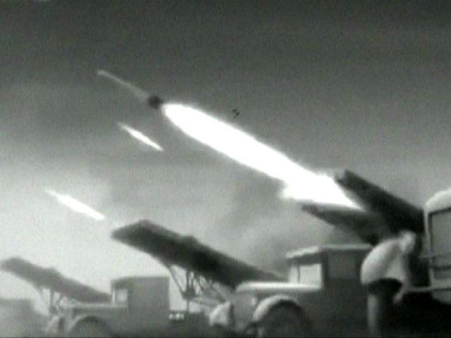 Цього дня 1941 вперше застосували БМ-13 "Катюша" — реактивну систему залпового вогню Цього дня 1941 вперше застосували БМ-13 "Катюша" — реактивну систему залпового вогню