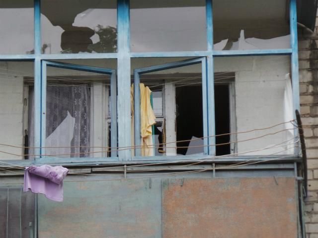 Слов'янськ оговтується після бойових дій (Фото) Слов'янськ оговтується після бойових дій (Фото)