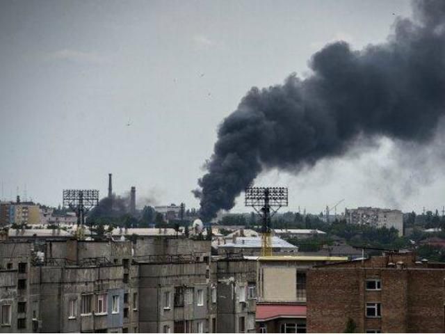 За добу в Луганську загинули 3 мирних жителів, ще 14 поранені, — міськрада