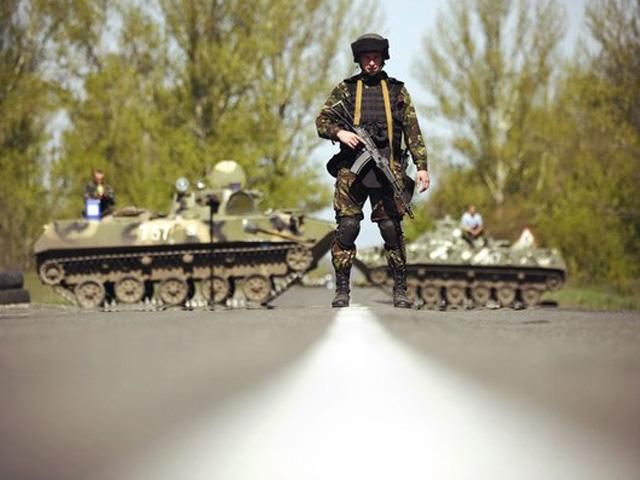 Община Николаева отправила гуманитарную помощь на восток Украины (Фото) Община Николаева отправила гуманитарную помощь на восток Украины (Фото)