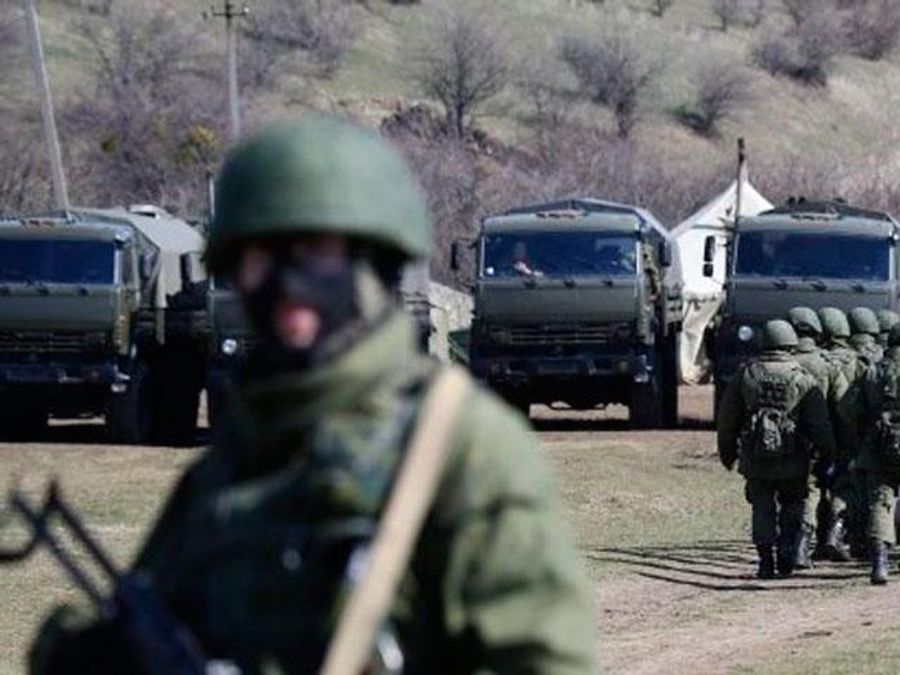 Россия снова наращивает войска возле украинськой границы, — НАТО Россия снова наращивает войска возле украинськой границы, — НАТО