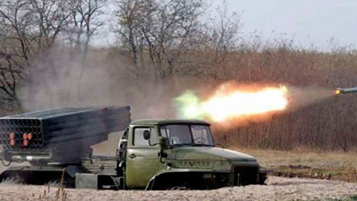 Боевики обстреляли из "Града" 72-ю бригаду, четверо погибших, — журналист Боевики обстреляли из "Града" 72-ю бригаду, четверо погибших, — журналист