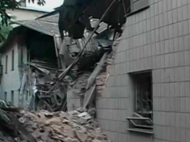 Жертвы войны: в Амвросиевке погибло 8 военных, в Снежном — 11 гражданских Жертвы войны: в Амвросиевке погибло 8 военных, в Снежном — 11 гражданских