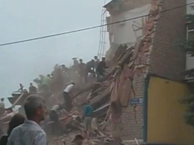 Хроника 16 июля: количество жертв в Снежном увеличилось,украинцы пикетировали посольства Франции Хроника 16 июля: количество жертв в Снежном увеличилось,украинцы пикетировали посольства Франции