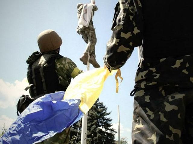 Украинцы перечислили на нужды армии свыше 135 млн гривен Украинцы перечислили на нужды армии свыше 135 млн гривен