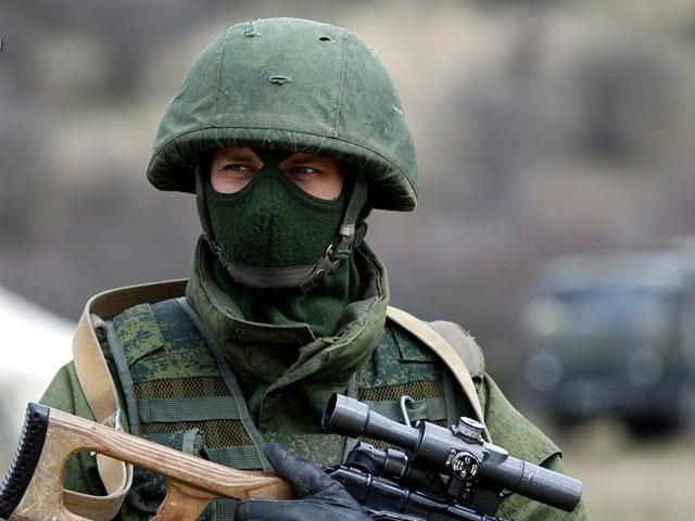 Росія продовжує перекидати в Україну техніку і “зелених чоловічків”, — ДПСУ