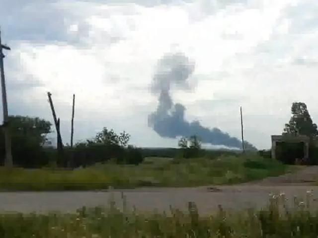 У Донецькій ОДА підтвердили падіння малайзійського літака У Донецькій ОДА підтвердили падіння малайзійського літака