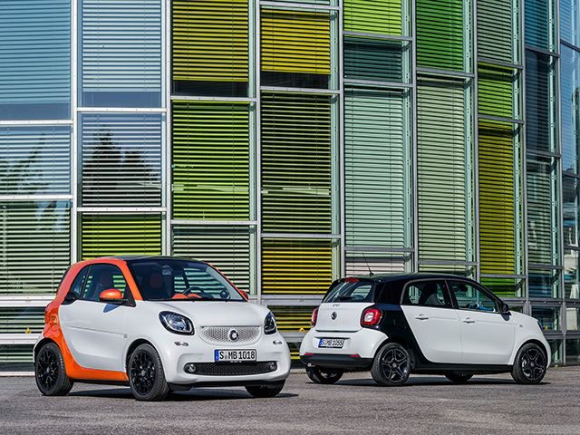 Концерн Daimler представил новые Ситикар Smart ForTwo и Smart ForFour