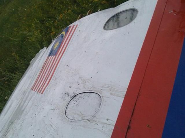 Террористы мешают прибытию спасателей и правоохранителей к месту крушения лайнера, — Тарута Террористы мешают прибытию спасателей и правоохранителей к месту крушения лайнера, — Тарута