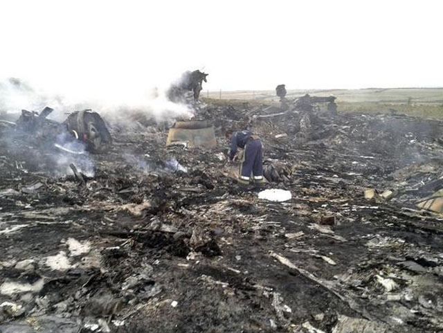 Терористи у переговорах між собою визнали, що збили малайзійський лайнер (Відео)