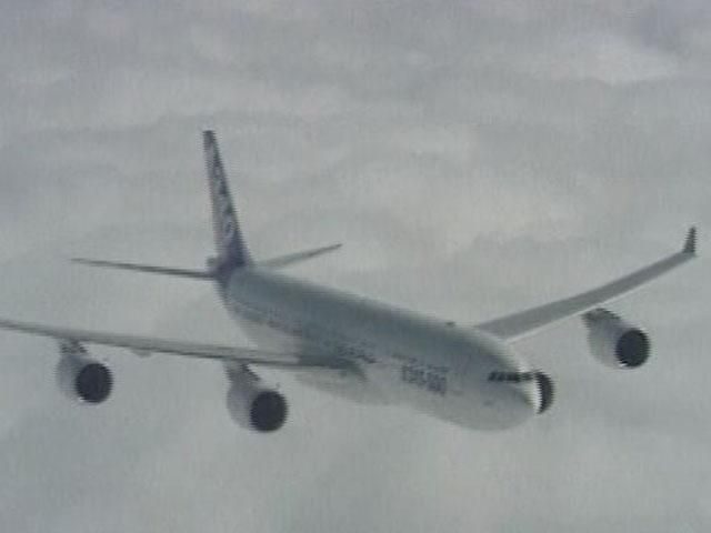 Повітряний простір над сходом України закрито Повітряний простір над сходом України закрито