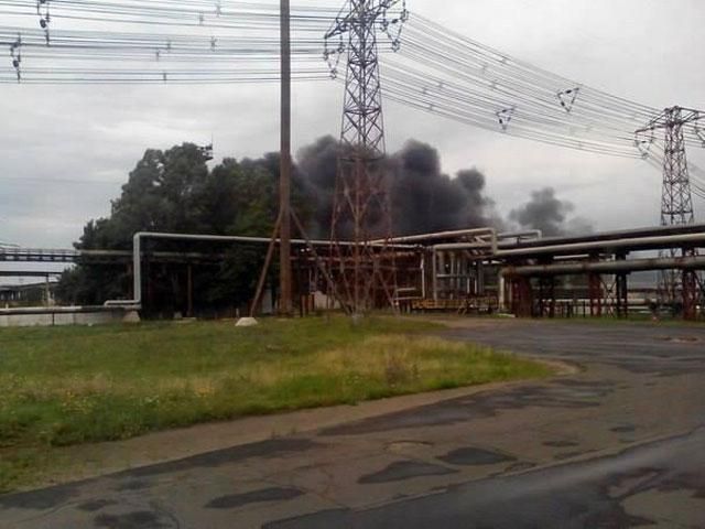 Горить Лисичанський НПЗ (Фото. Відео) Горить Лисичанський НПЗ (Фото. Відео)