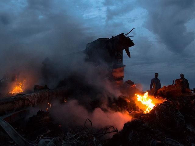 Бойовики не підпускають українських правоохоронців та ОБСЄ до місця катастрофи, — Яценюк 