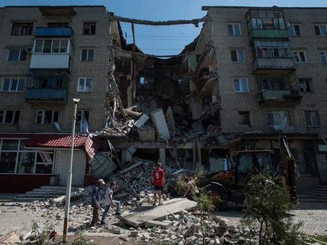 За минулу добу в Луганську загинули 16 мирних жителів, 66 поранені, — мерія