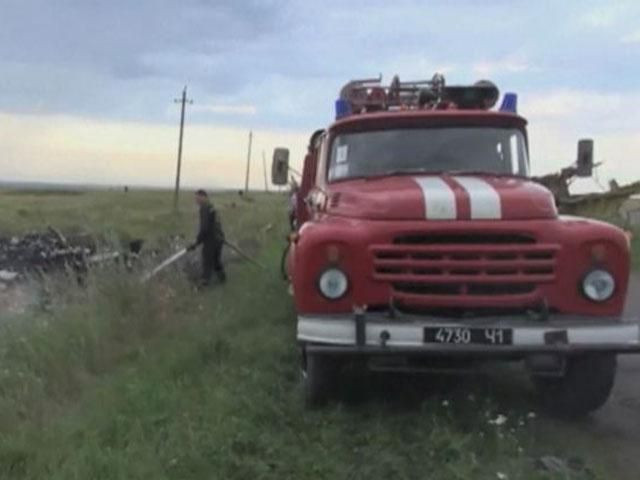 Террористы не допускают миссию ОБСЕ к месту падения "Боинга-777" Террористы не допускают миссию ОБСЕ к месту падения "Боинга-777"