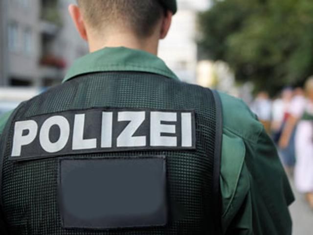 В украинском МИДе говорят о 8 погибших в ДТП под Дрезденом В украинском МИДе говорят о 8 погибших в ДТП под Дрезденом