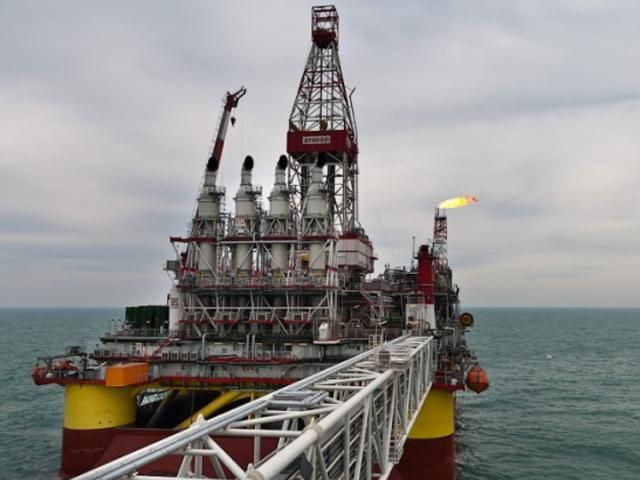США отменили запрет на разведку нефти на атлантическом побережье