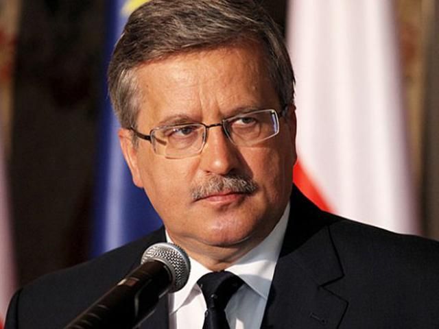 Катастрофа Boeing має розвіяти всі ілюзії щодо справжнього перебігу конфлікту, — Коморовський Катастрофа Boeing має розвіяти всі ілюзії щодо справжнього перебігу конфлікту, — Коморовський