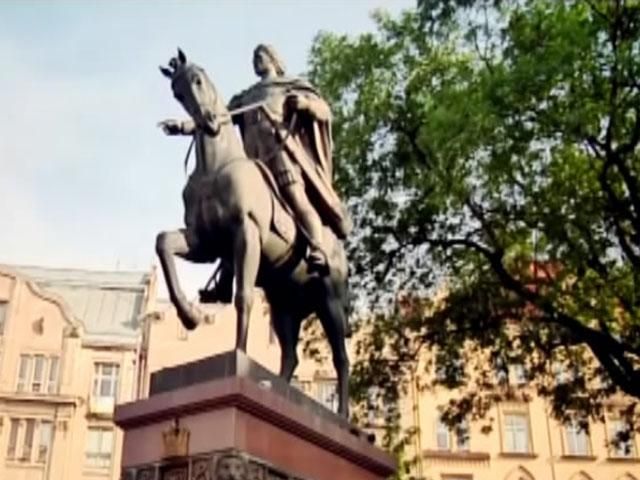 Легенды Львова: памятник человеку, который объединил галицкие и волынские земли