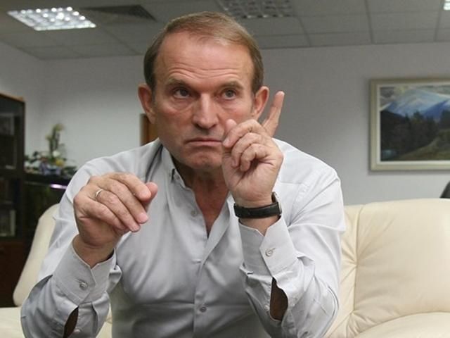 Медведчук: Взяти участь у переговорах мене просив Турчинов Медведчук: Взяти участь у переговорах мене просив Турчинов