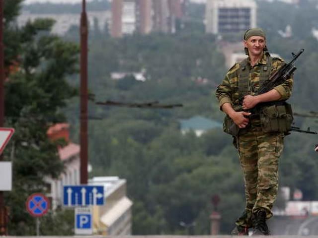 Ночью в Донецке были слышны выстрелы и взрывы, — горсовет