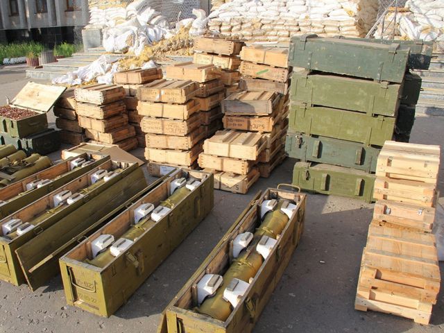 Боевики беспрепятственно переправляют оружие из Керчи в Мариуполь, — эксперт (Видео) Боевики беспрепятственно переправляют оружие из Керчи в Мариуполь, — эксперт (Видео)