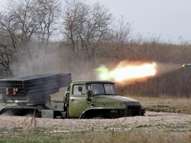 Под Луганском силы АТО уничтожили две установки "Град", которые стреляли по аэропорту