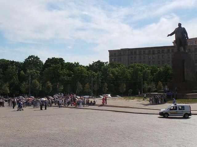 В Харькове состоялся немногочисленный пророссийский митинг