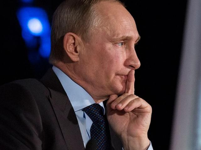 Путин уже переживает за территориальную целостность России и собирает Совбез