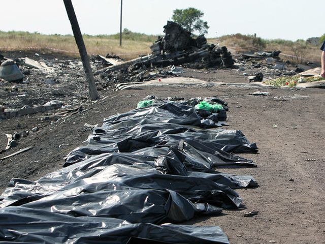 Тела погибших с Boeing 777 отправят в Харьков в 19:00, — Гройсман