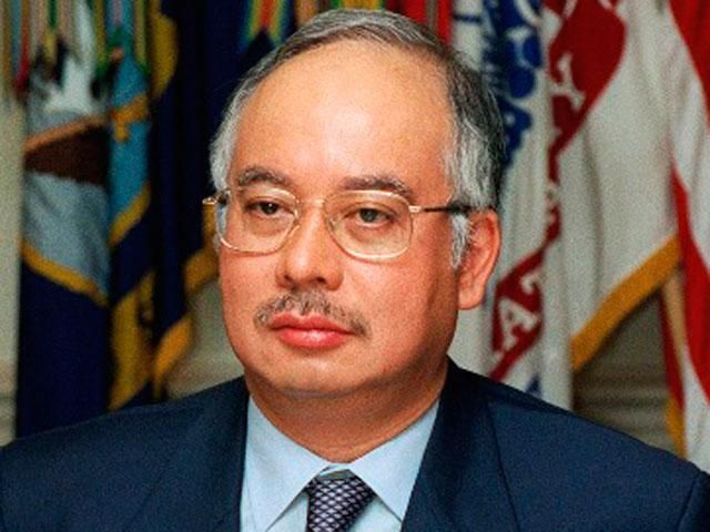 Терористи передадуть "чорні ящики" з Boeing 777 малайзійським експертам, — Прем'єр Малайзії Терористи передадуть "чорні ящики" з Boeing 777 малайзійським експертам, — Прем'єр Малайзії