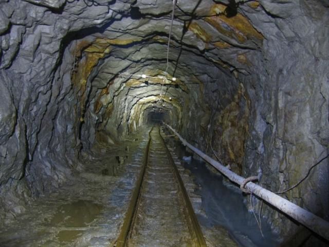 Видобуток вугілля на Донбасі практично зупинився - профспілка гірників Видобуток вугілля на Донбасі практично зупинився - профспілка гірників