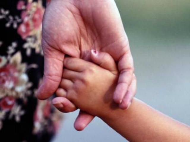 Бойовики блокують вивезення дітей з Донецька Бойовики блокують вивезення дітей з Донецька