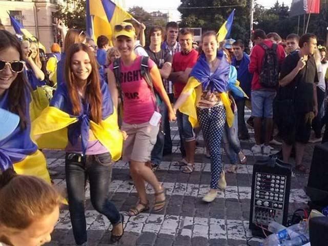 В Харькове активисты требовали от властей не допустить "донбасского сценария" (Фото)