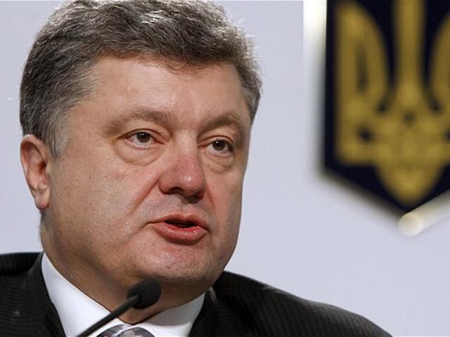 Президент пояснив, чому він виступає проти введення воєнного стану в Україні