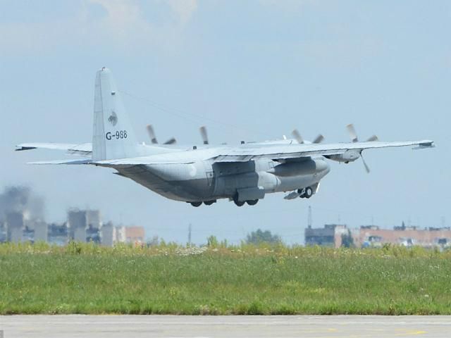 Другий літак з тілами загиблих у катастрофі Boeing 777 вилетів до Нідерландів Другий літак з тілами загиблих у катастрофі Boeing 777 вилетів до Нідерландів