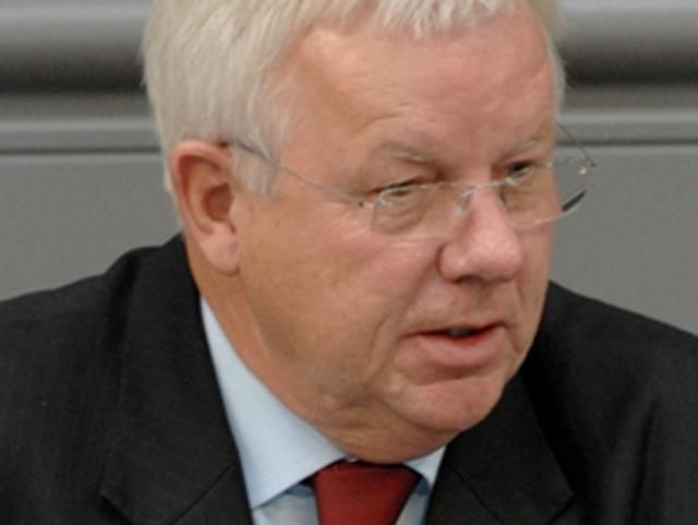 У Бундестазі пропонують позбавити Росію права проведення Чемпіонату світу з футболу 2018 У Бундестазі пропонують позбавити Росію права проведення Чемпіонату світу з футболу 2018