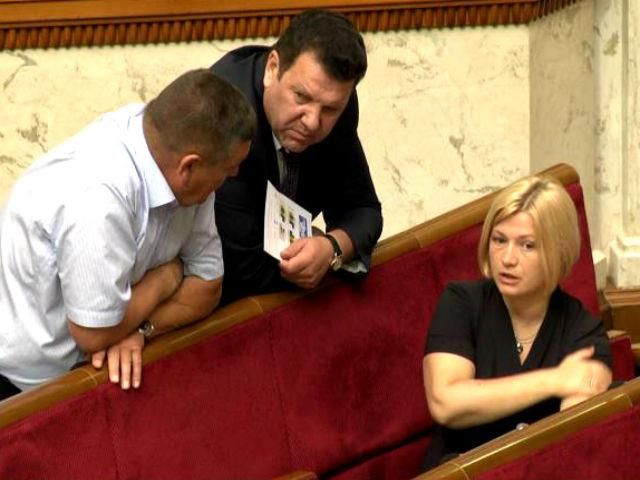 Вже сьогодні УДАР може "розвалити" коаліцію Вже сьогодні УДАР може "розвалити" коаліцію