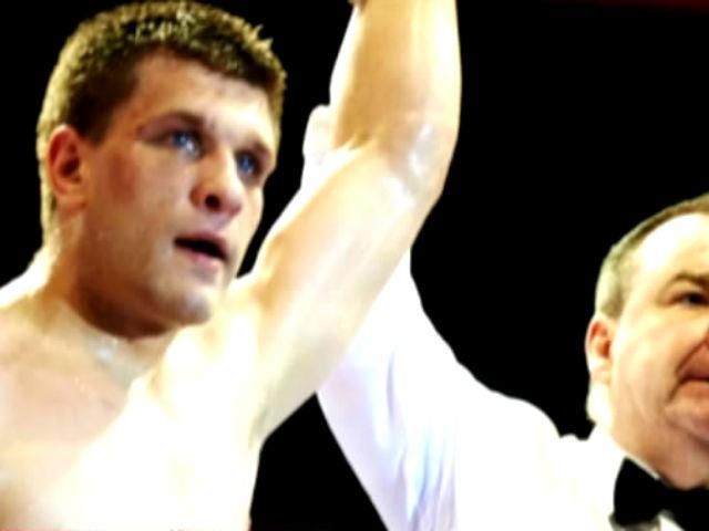 Спортивний огляд: Морозюк перейшов в "Анжи", Дерев’янченко дебютував на профірингу