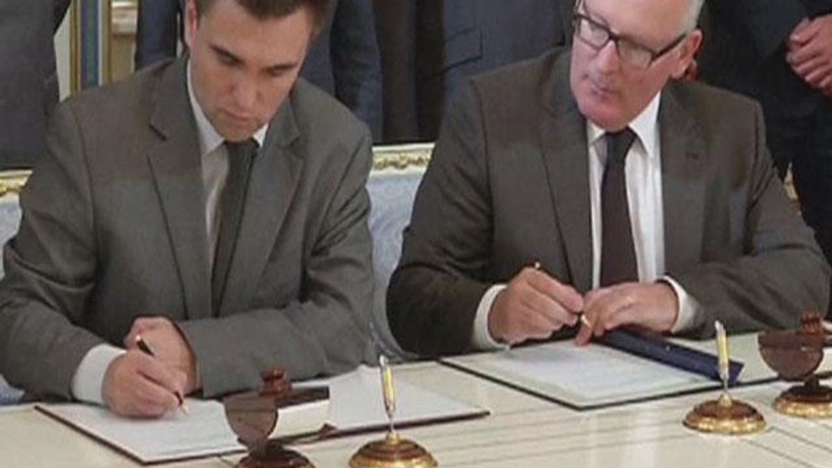 Україна делегувала розслідування авіакатастрофи Нідерландам Україна делегувала розслідування авіакатастрофи Нідерландам