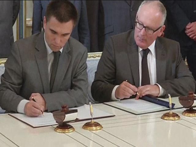 Україна делегувала розслідування авіакатастрофи Нідерландам Україна делегувала розслідування авіакатастрофи Нідерландам