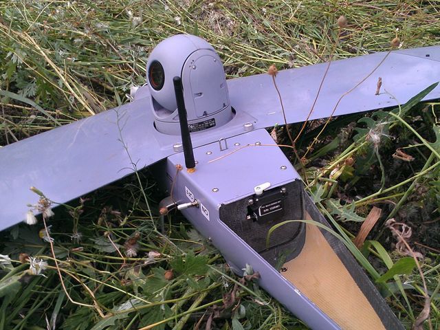 За прошедшие сутки пограничники обнаружили и захватили три беспилотника (Видео) За прошедшие сутки пограничники обнаружили и захватили три беспилотника (Видео)