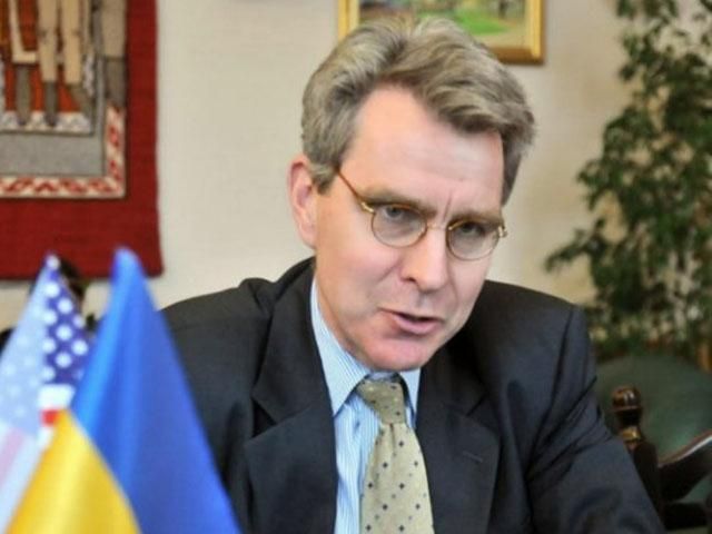 Малайзійський лайнер збитий ракетою з території, яку контролюють терористи, — Пайетт Малайзійський лайнер збитий ракетою з території, яку контролюють терористи, — Пайетт