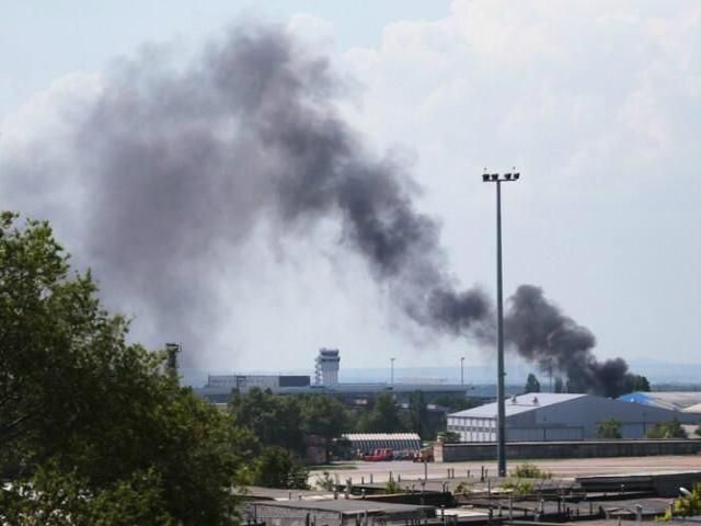 В Донецке — бои возле аэропорта