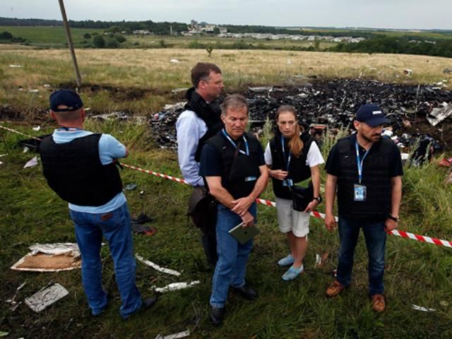 Полицейская миссия продолжит поиски останков погибших в катастрофе Boeing 777